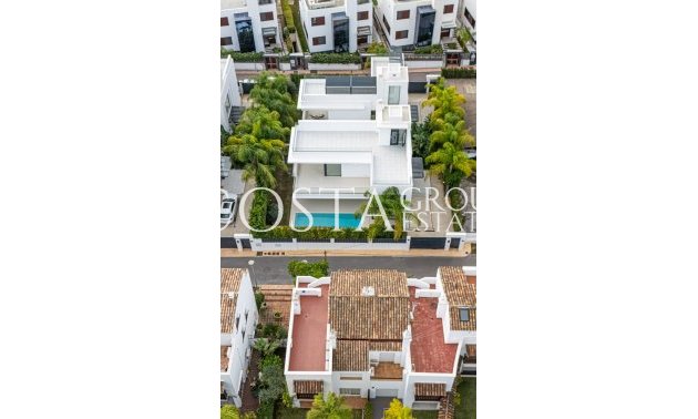 Neue Gebäude - Villa -
Marbella