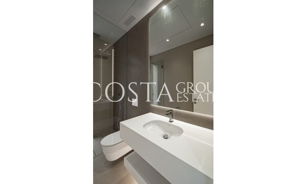 Neue Gebäude - Villa -
Marbella