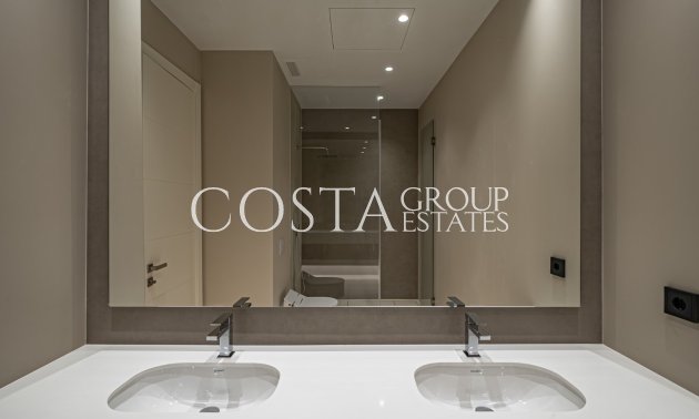 Neue Gebäude - Villa -
Marbella