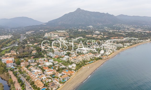 Neue Gebäude - Villa -
Marbella