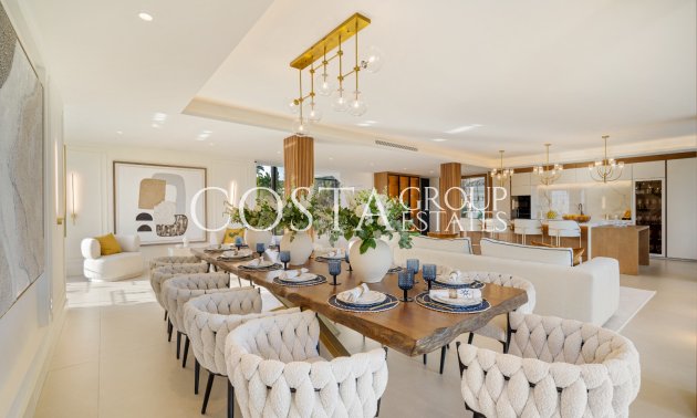 Nowy budynek - Willa -
Marbella