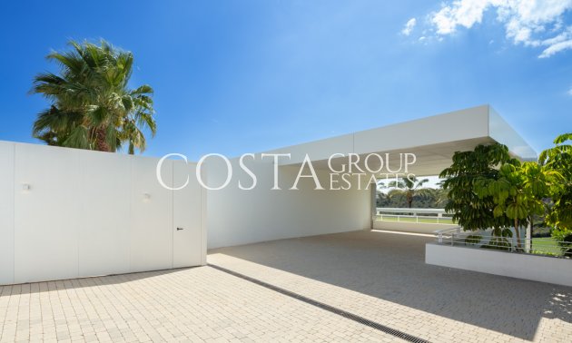 Nouvelle construction - Villa -
Casares