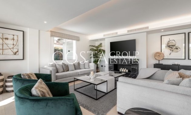 Neue Gebäude - Villa -
Marbella