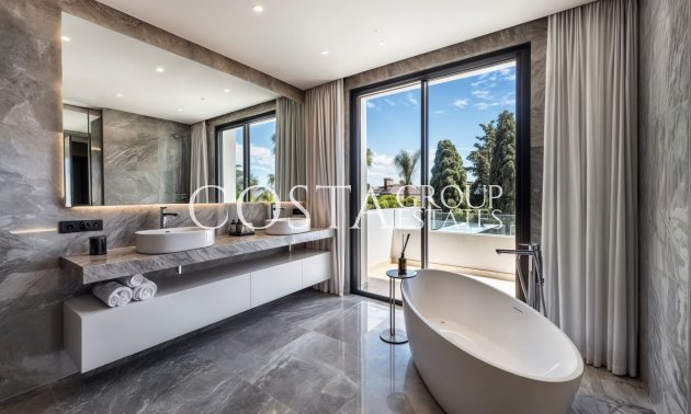 Nowy budynek - Willa -
Marbella