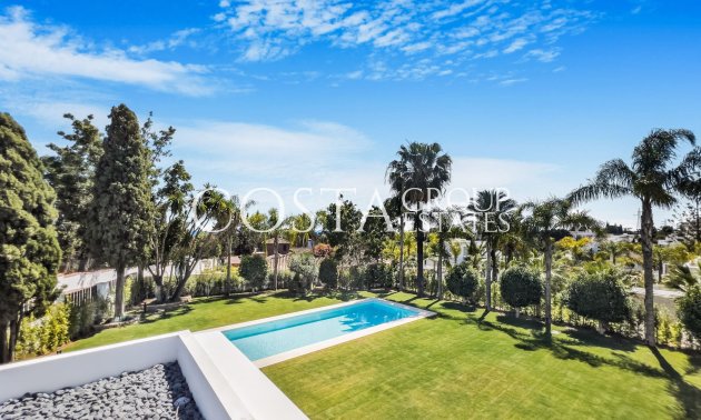 Nowy budynek - Willa -
Marbella