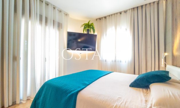 Odsprzedaż - Willa -
Torrevieja - El Chaparral