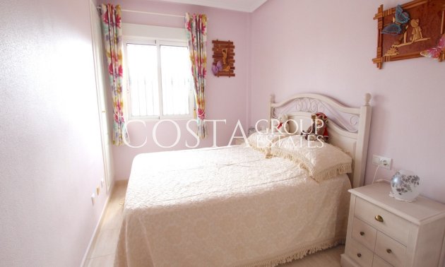 Revente - Maison -
Orihuela - Villamartin