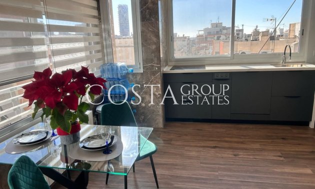 Herverkoop - Apartments -
Alicante City - Alicante City Centro