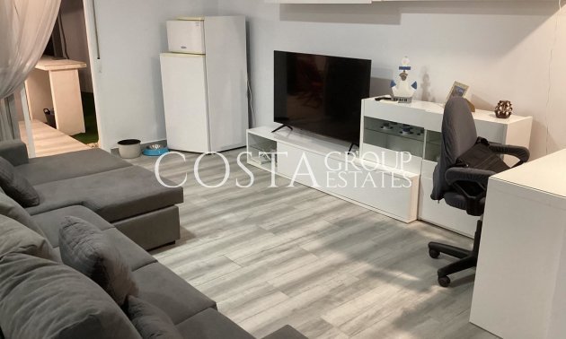 Wiederverkauf - Villa -
Torrevieja - Torrevieja Centro