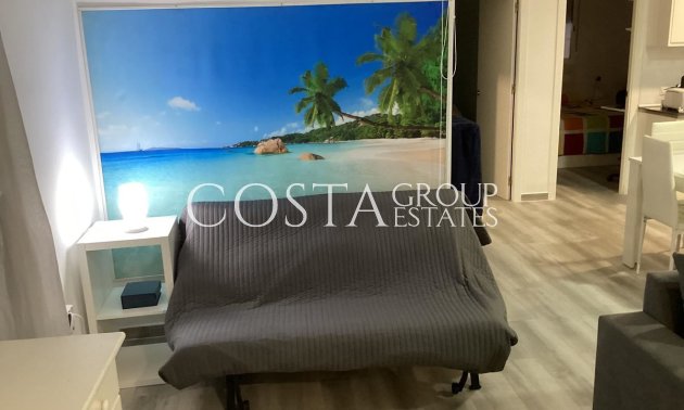 Wiederverkauf - Villa -
Torrevieja - Torrevieja Centro