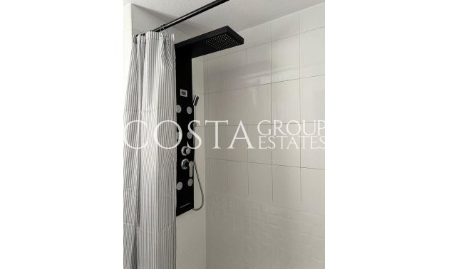 Resale - Apartments -
Torrevieja - Torrevieja Centro