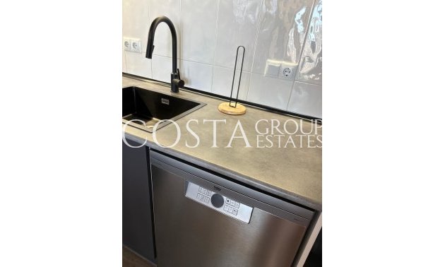 Resale - Apartments -
Torrevieja - Torrevieja Centro