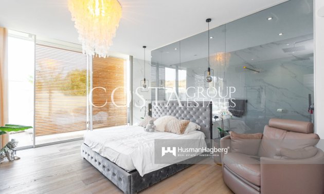 Herverkoop - Villa -
Benijofar