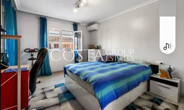 Herverkoop - Huis -
Torrevieja - Torrevieja Centro