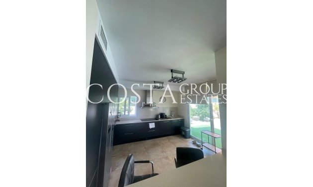 Herverkoop - Villa -
Bigastro