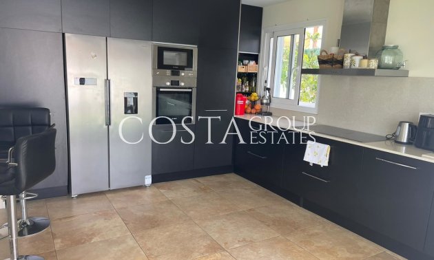 Herverkoop - Villa -
Bigastro