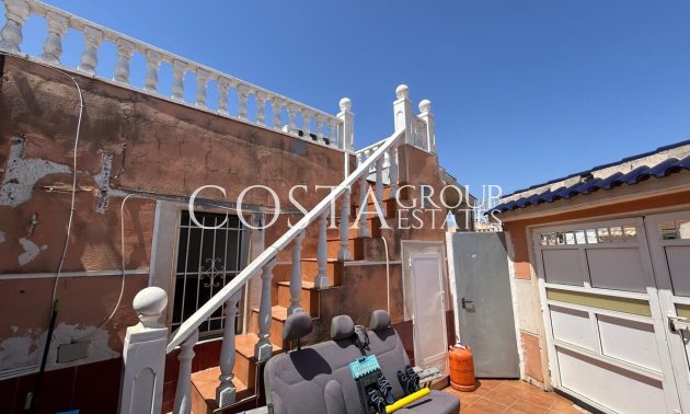 Odsprzedaż - Dom -
Torrevieja - Torrevieja Centro