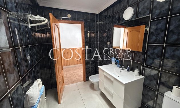 Odsprzedaż - Dom -
Torrevieja - Torrevieja Centro