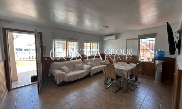 Odsprzedaż - Dom -
Torrevieja - Torrevieja Centro