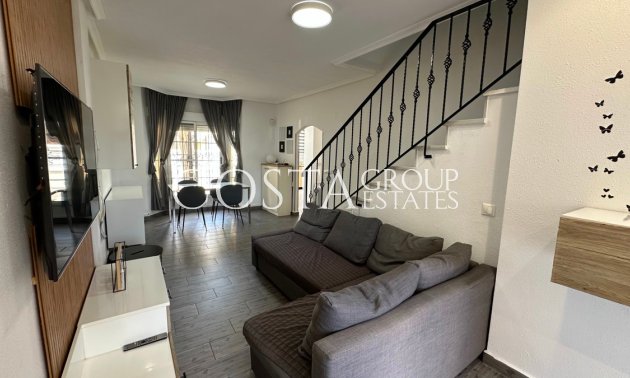 Revente - Maison -
Urbanización El Raso