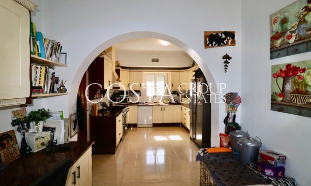 Resale - Villa -
Catral - Catral Centro