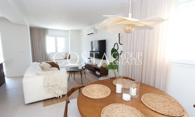 Odsprzedaż - Willa -
Orihuela - Los Altos