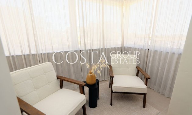 Odsprzedaż - Willa -
Orihuela - Los Altos