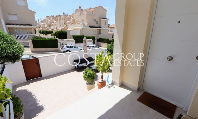 Odsprzedaż - Willa -
Orihuela - Los Altos