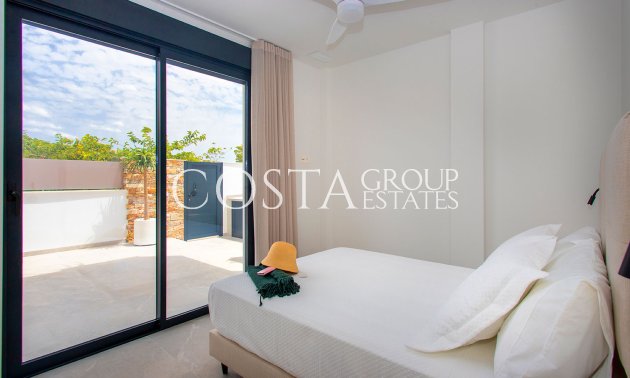 Nowy budynek - terraced -
Sucina