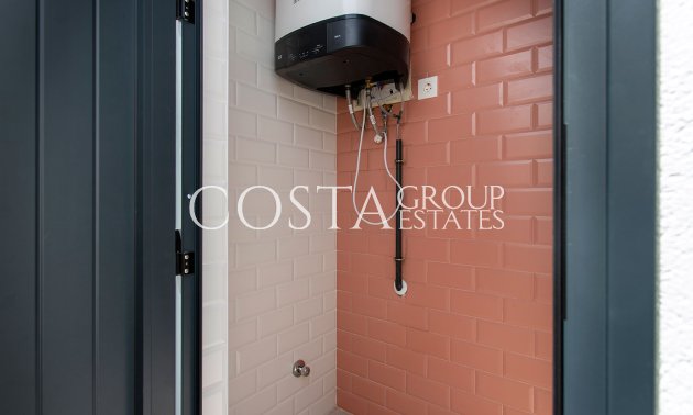 Nowy budynek - terraced -
Sucina