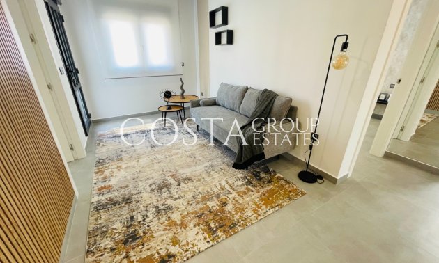 Neue Gebäude - detached -
Torrevieja - Centro