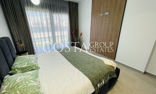 Neue Gebäude - detached -
Torrevieja - Centro