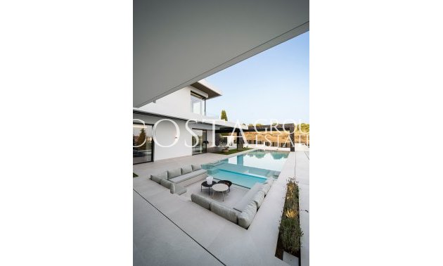 Nowy budynek - Willa -
Benahavís