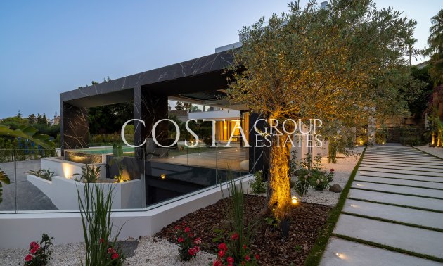 Nowy budynek - Willa -
Benahavís