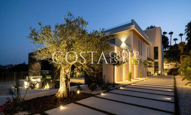 Nowy budynek - Willa -
Benahavís