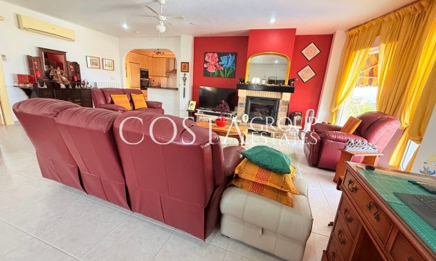 Revente - Villa -
Rojales