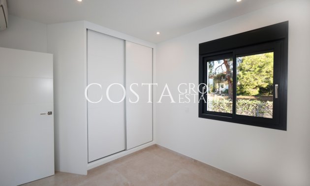 Resale - Villa -
Pinoso - Los Pinos