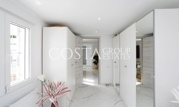 Odsprzedaż - Willa -
Orihuela - Villamartin