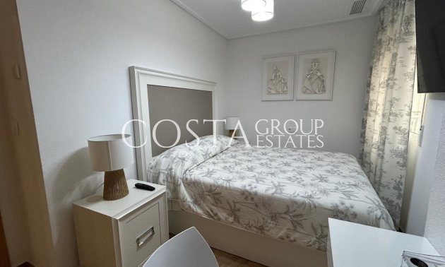 Herverkoop - Apartments -
Alicante City - Alicante City Centro