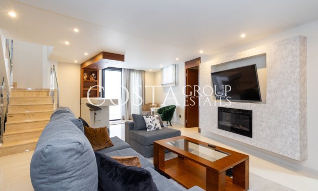 Herverkoop - Villa -
Orihuela - Villamartin