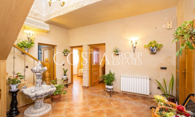 Odsprzedaż - Willa -
Orihuela - Los Altos