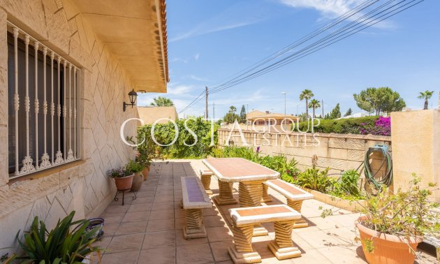 Odsprzedaż - Willa -
Orihuela - Los Altos