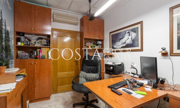 Odsprzedaż - Willa -
Orihuela - Los Altos