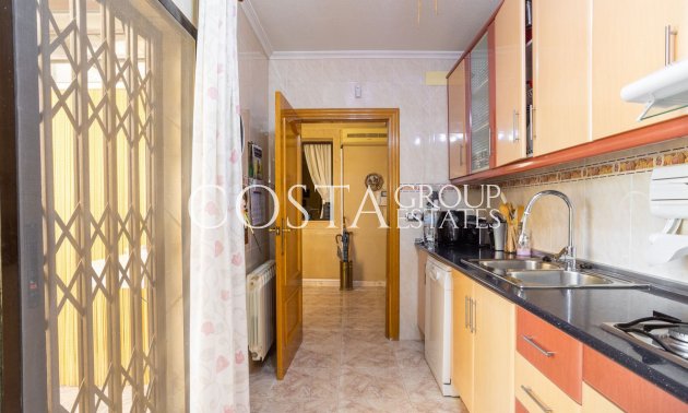 Odsprzedaż - Willa -
Orihuela - Los Altos