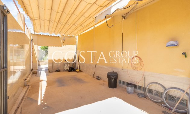 Odsprzedaż - Willa -
Orihuela - Los Altos