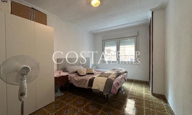 Herverkoop - Apartments -
Alicante City - Alicante City Centro