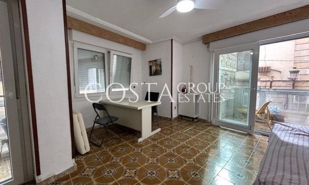 Herverkoop - Apartments -
Alicante City - Alicante City Centro