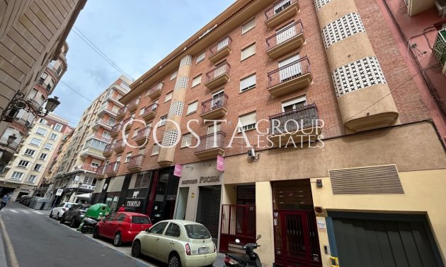 Herverkoop - Apartments -
Alicante City - Alicante City Centro