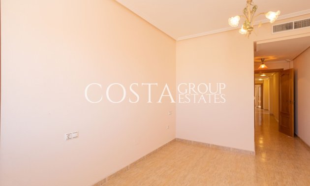 Odsprzedaż - Dom -
San Miguel de Salinas - San Miguel de Salinas Centro