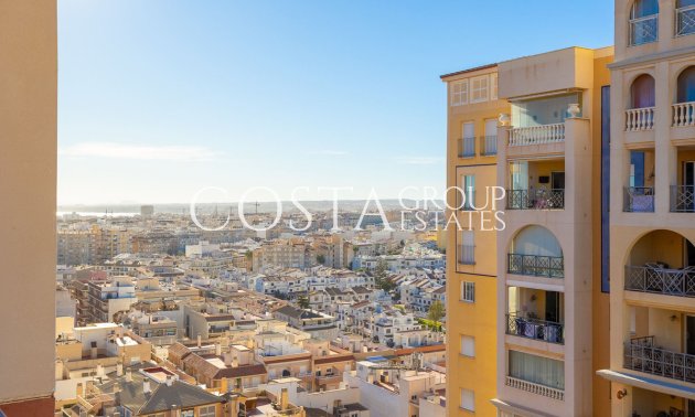 Herverkoop - Apartments -
Torrevieja - Torrevieja Centro